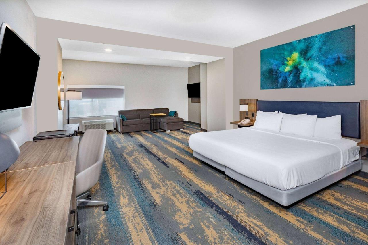 La Quinta Inn & Suites By Wyndham Galveston North At I-45 Exteriér fotografie